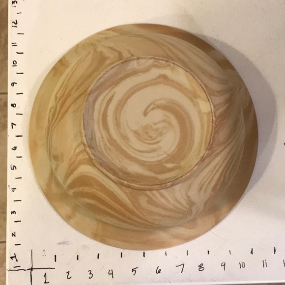 Unbranded Marble Style Swirl Ceramic BIG BOWL Muted Tan and Cream Swirling Tones - Picture 5 of 12